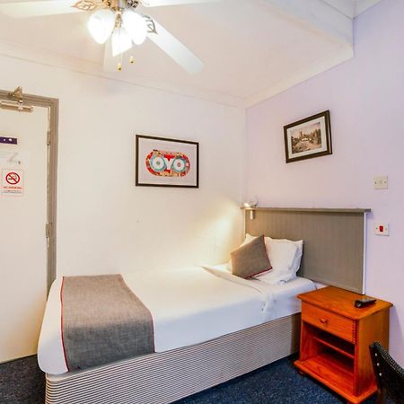 Hotel Marina à Sandown Extérieur photo
