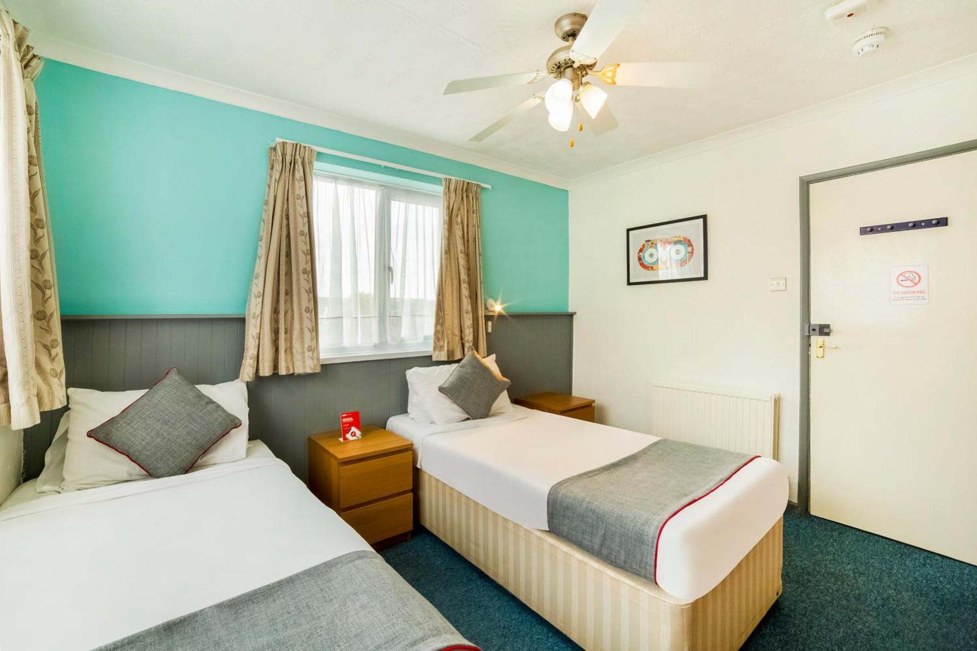 Hotel Marina à Sandown Extérieur photo